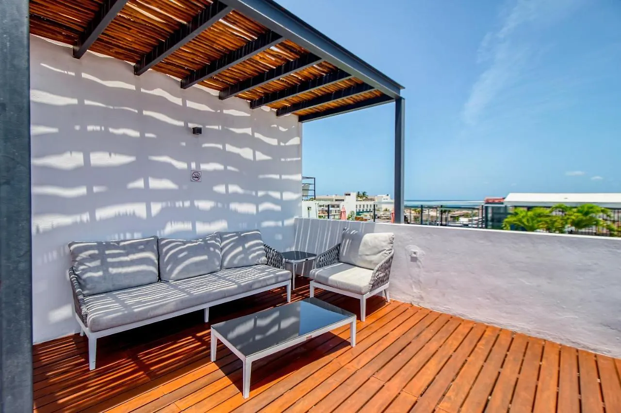 Pura Playa Condominios # 401, Golden Sands Playa del Carmen Apartment
