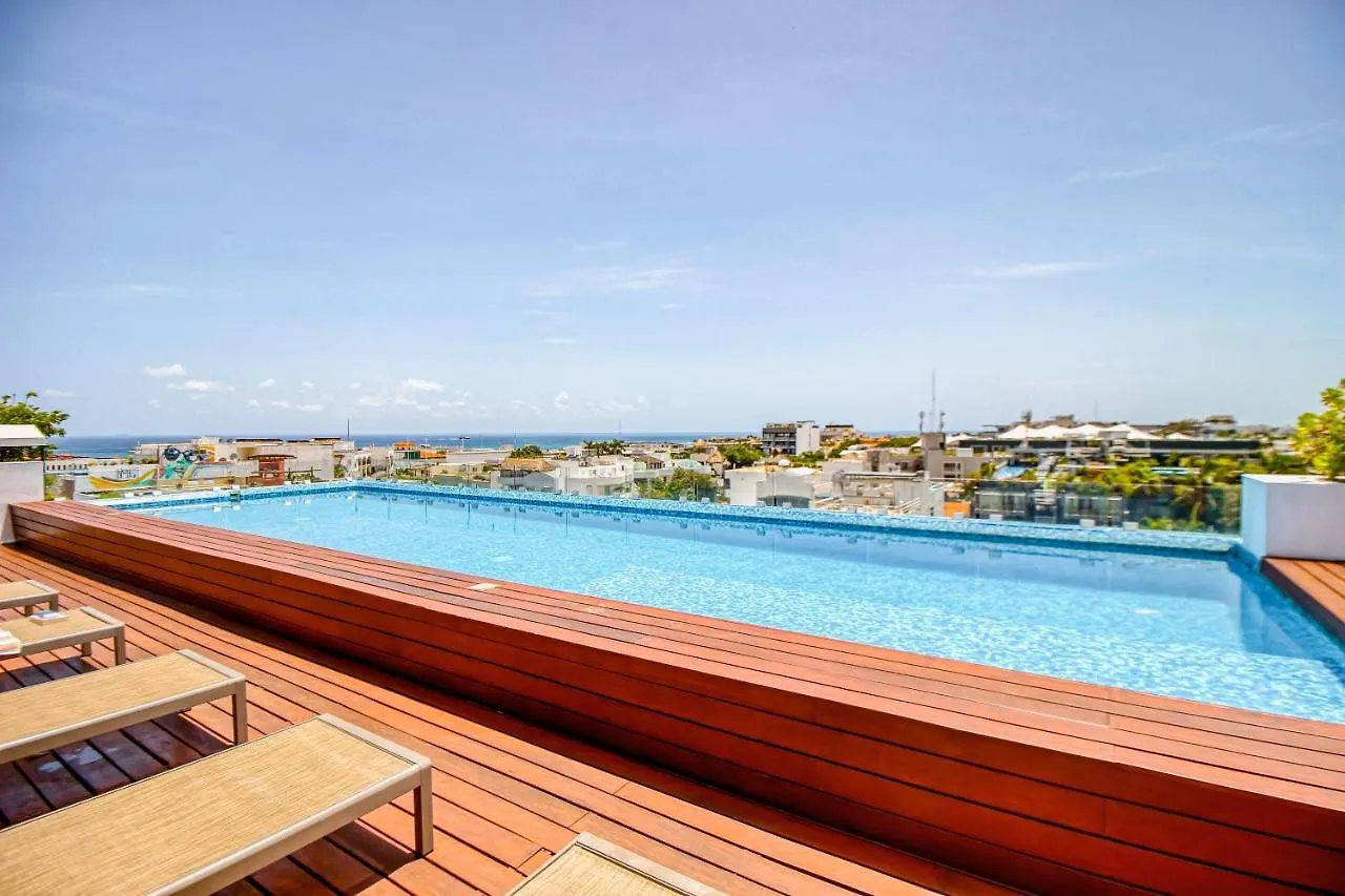 Apartment Pura Playa Condominios # 401, Golden Sands Playa del Carmen Mexico